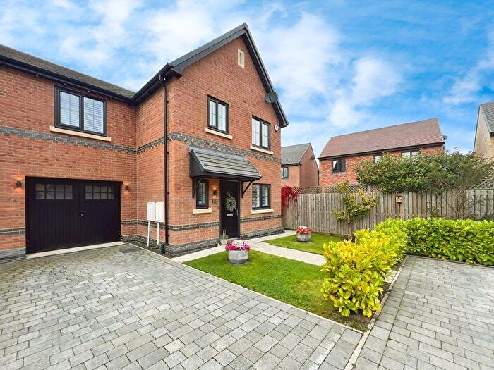 3 Bedroom Semi-Detached House For Sale In Fletcher Crescent, Newcastle Upon Tyne, NE20