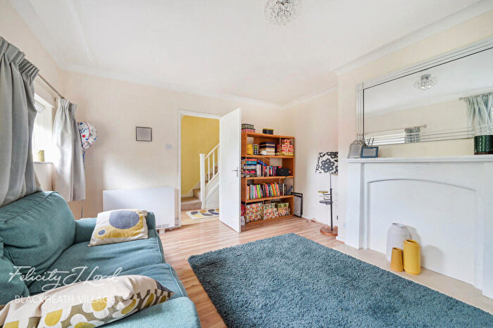 3 Bedroom Terraced House For Sale In Richmount Gardens, London, SE3