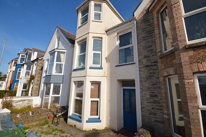 1 Bedroom Flat To Rent In Flat, Tower Road, Newquay, Cornwall, TR7