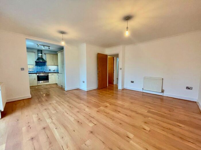2 Bedroom Apartment To Rent In The Birches, Surrey Road, BH12