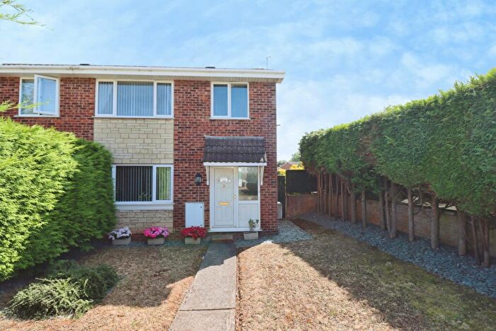 3 Bedroom End Of Terrace House For Sale In Kingscote, Yate, Bristol, Gloucestershire, BS37