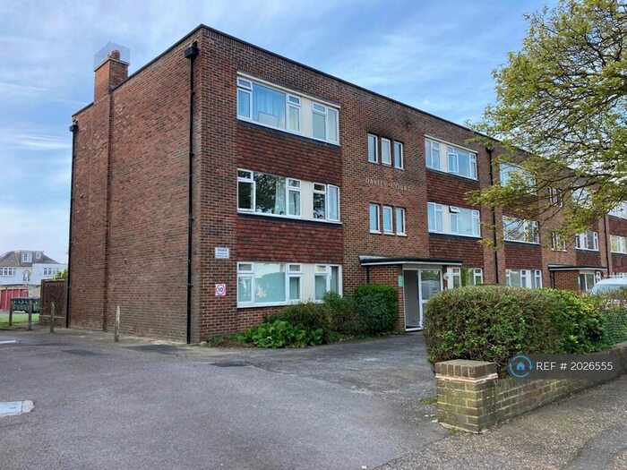 2 Bedroom Flat To Rent In Davies Court, Worthing, BN11