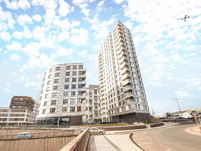 2 Bedroom Apartment To Rent In Hewitt, Alfred Street, Reading, RG1