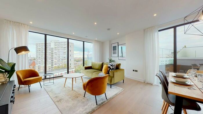 3 Bedroom Flat To Rent In Hackney Road, E2