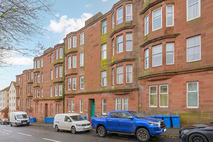 1 Bedroom Flat For Sale In Queen Mary Terrace, Hill Street, Inverkeithing, KY11