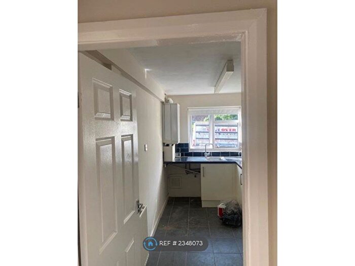 1 Bedroom Flat To Rent In Maghull, Liverpool, L31