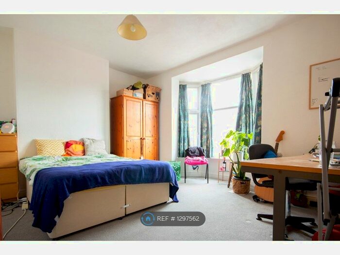 4 Bedroom Terraced House To Rent In Lorne Road, Leicester LE2