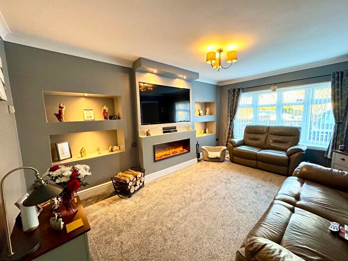 2 Bedroom Semi-Detached Bungalow For Sale In Dale Close, Stockton-On-Tees, TS19