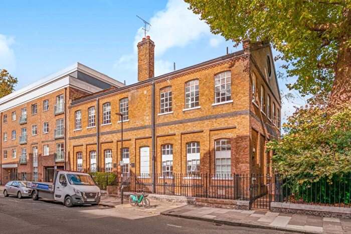 2 Bedroom Flat To Rent In The Remus Building, Hardwick Street, EC1R