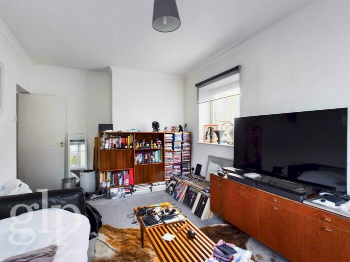 1 Bedroom Flat To Rent In Bryan Street, Islington ., N1