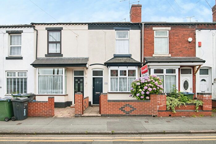 2 Bedroom Terraced House For Sale In Causeway Green Road, Oldbury, B68