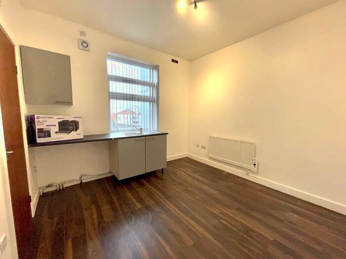 Studio To Rent In Stratford Road, Sparkhill, Birmingham, B11