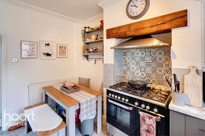 2 Bedroom Terraced House To Rent In High Street, Leicester, LE7