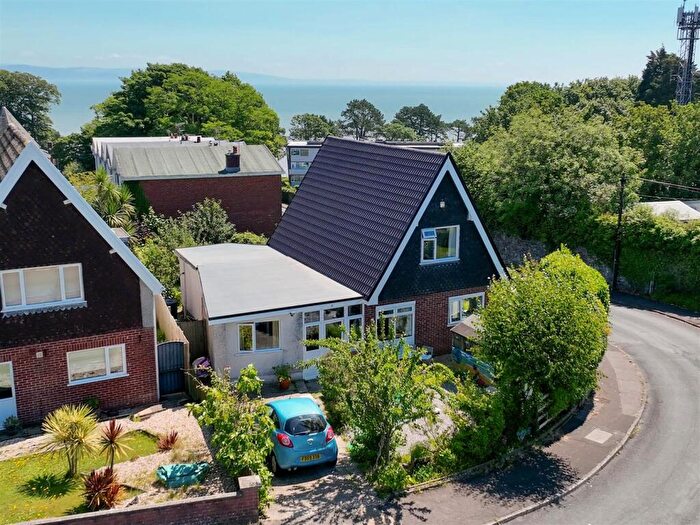 4 Bedroom Detached House For Sale In The Paddock, West Cross, Swansea, SA3