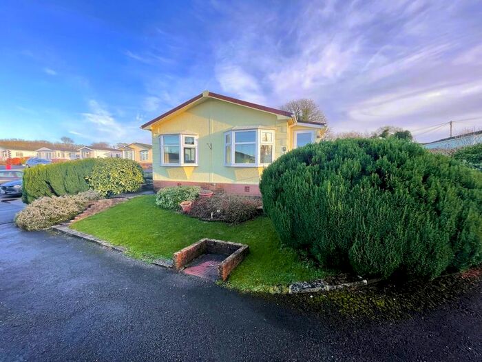 2 Bedroom Mobile/park Home For Sale In Cannisland Park, Parkmill, Swansea, SA3