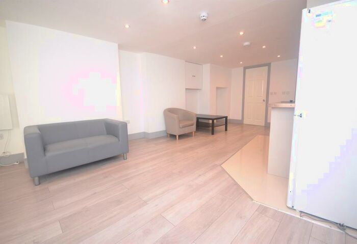 Studio To Rent In Southampton Street, Reading, RG1