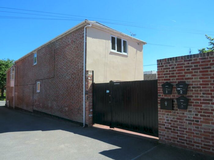 2 Bedroom Flat To Rent In The Nursery, Devizes, SN10