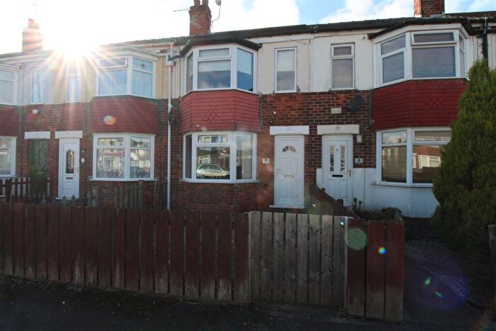 2 Bedroom Terraced House To Rent In Foredyke Avenue, Hull, HU7