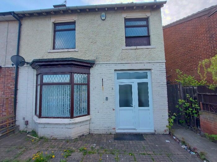 3 Bedroom Semi-Detached House To Rent In Westbourne Grove, North Ormesby, Middlesbrough, TS3