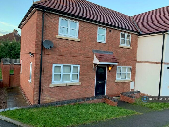 3 Bedroom Semi-Detached House To Rent In Peacock Place, Ilkeston, DE7