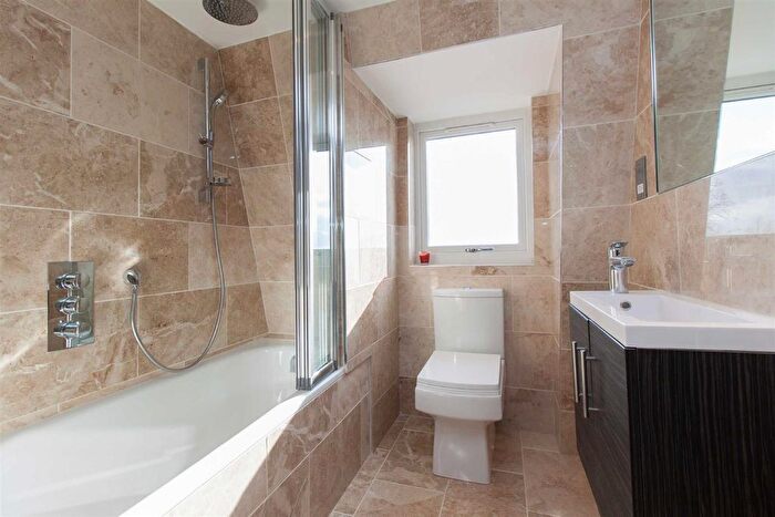 1 Bedroom Flat To Rent In Churchfield Road, London, W3