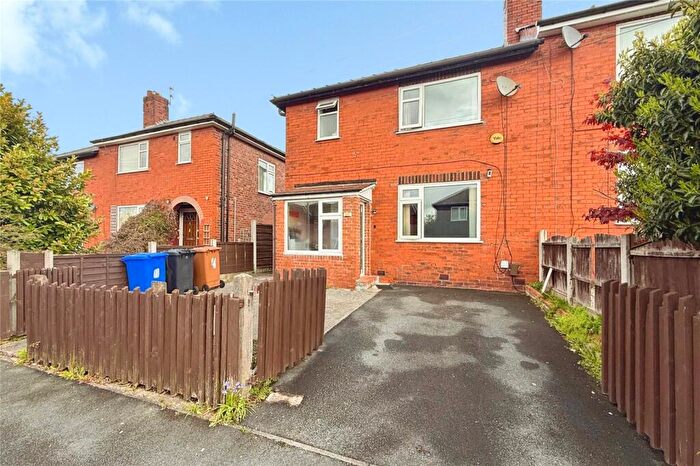 3 Bedroom Semi Detached House For Sale In Grasmere Road, Swinton, Salford, M27