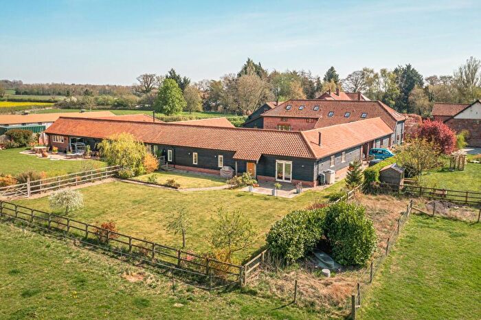 3 Bedroom Barn Conversion For Sale In Chain Free In Scoulton, NR9