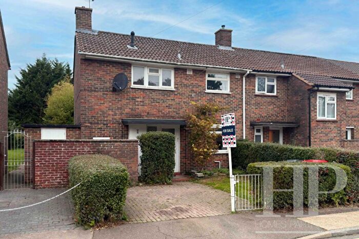 3 Bedroom Terraced House For Sale In Railey Road, Crawley, RH10