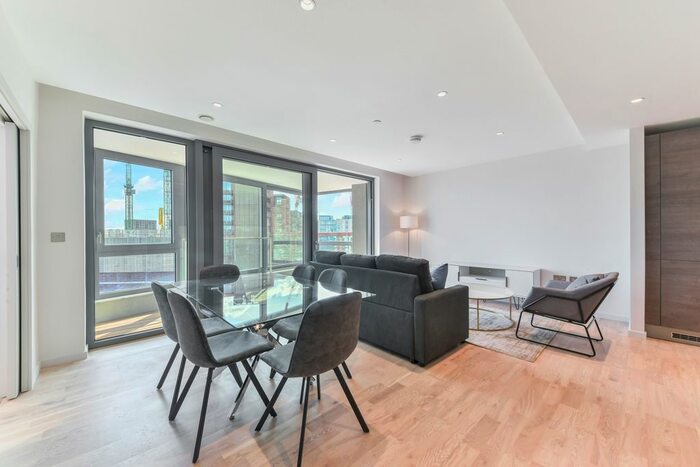 3 Bedroom Flat To Rent In Onyx Apartments, Camley Street, King's Cross, N1C