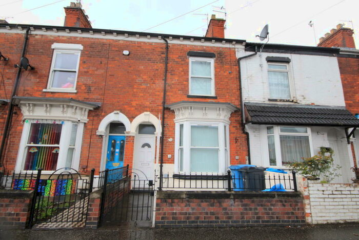 3 Bedroom Terraced House To Rent In St Georges Rd, Hull, HU3