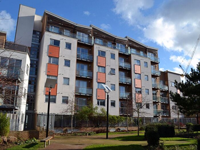 2 Bedroom Flat To Rent In Cubix Aparments, Violet Road, London, E3