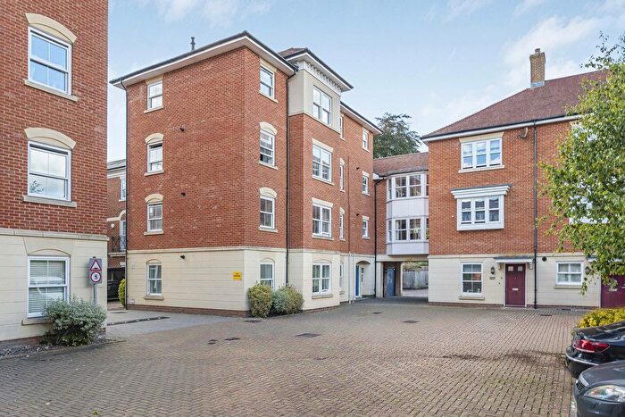 2 Bedroom Flat For Sale In St. Gabriel's, Wantage, OX12