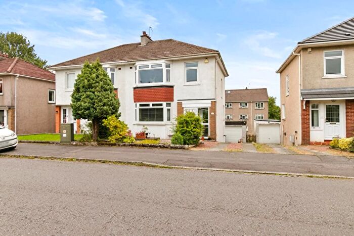 3 Bedroom Semi-Detached House For Sale In Castlehill Drive, Newton Mearns, G77