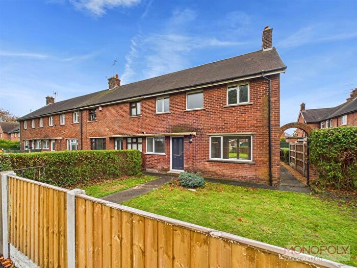3 Bedroom End Terrace House For Sale In Trevalyn Hall View, Rossett, Wrexham, LL12