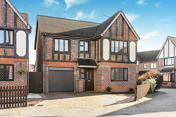 4 Bedroom Detached House For Sale In Wandle Beck, Didcot, OX11