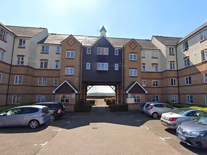 1 Bedroom Flat To Rent In Lewes Close, Grays, RM17