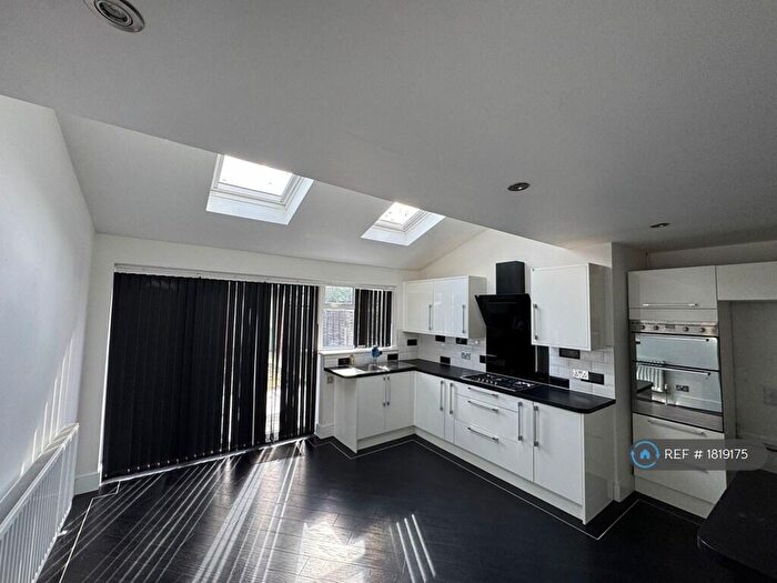 3 Bedroom Terraced House To Rent In Norman Road, Dartford, DA1