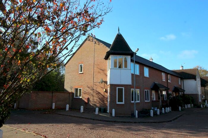2 Bedroom End Of Terrace House To Rent In Stanway, CO3