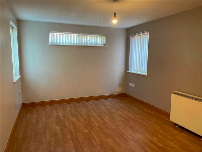 2 Bedroom Flat To Rent In Lord Street, Birkenhead, CH41