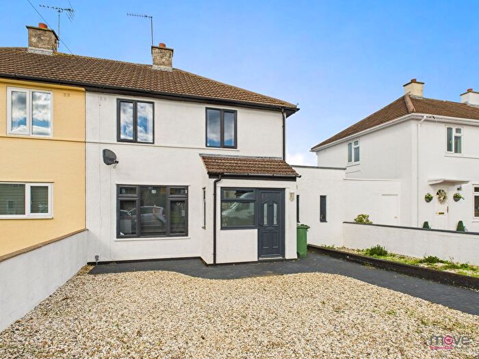 4 Bedroom Semi Detached House For Sale In Sandyleaze, Gloucester, GL2