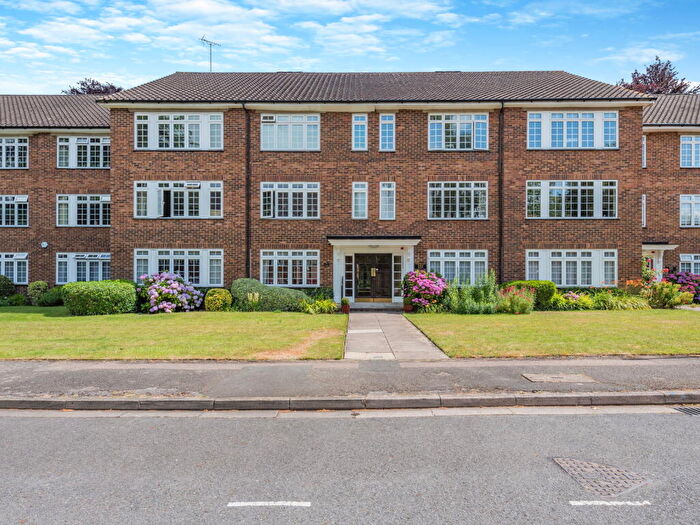 2 Bedroom Flat For Sale In Northwood, HA6