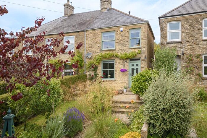 2 Bedroom End Of Terrace House For Sale In Cirencester Road, Tetbury, Gloucestershire, GL8