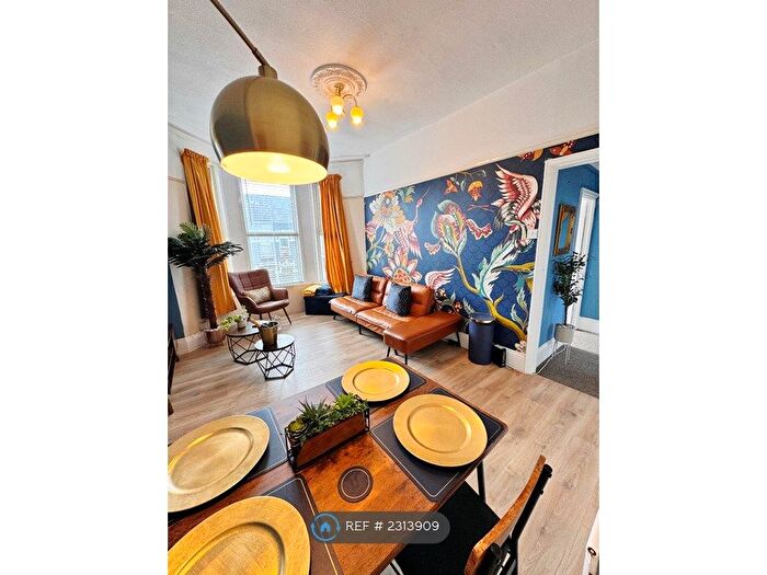 2 Bedroom Flat To Rent In Beaumont Road, Plymouth, PL4