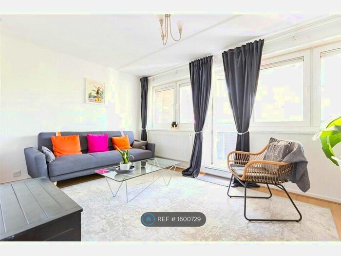 3 Bedroom Flat To Rent In Henfield Close, London, N19