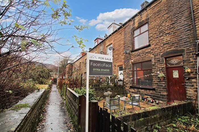 2 Bedroom Terraced House For Sale In Cornholme Terrace, Todmorden, OL14