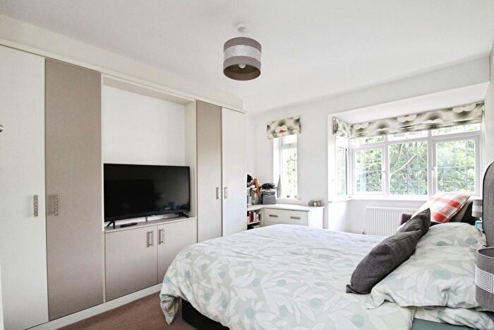 5 Bedroom Semi-detached House For Sale In Studley Road, Ripon, HG4