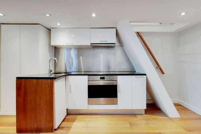 Studio To Rent In Cleveland Square, Bayswater, London, W2