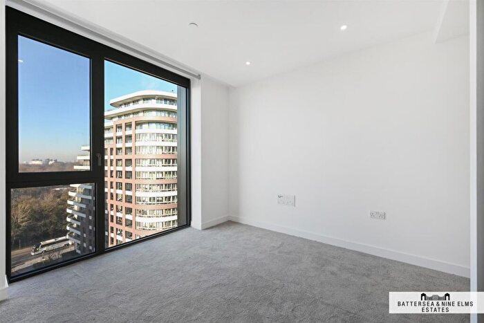 2 Bedroom Apartment To Rent In Bowden House, Prince Of Wales Drive, SW11