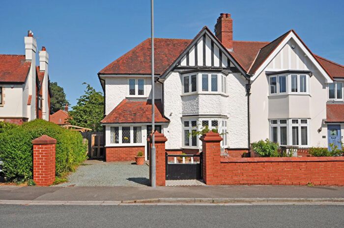 4 Bedroom Semi-Detached House For Sale In Fields Park Avenue, Newport, NP20