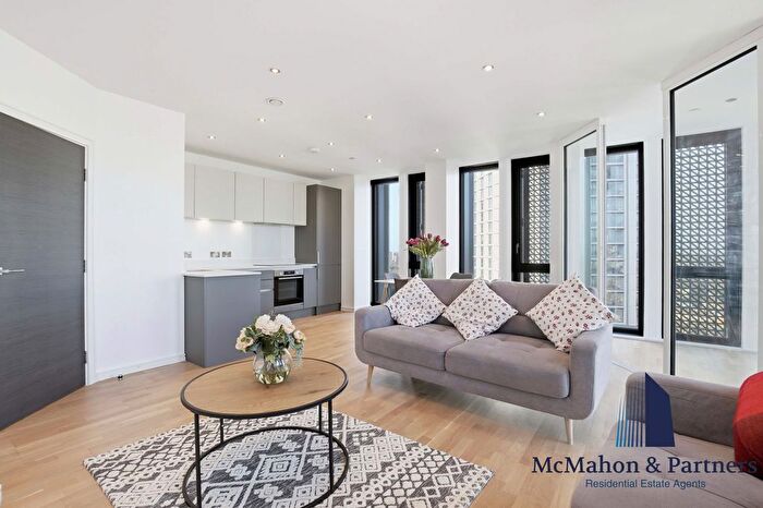 2 Bedroom Flat To Rent In Newington Causeway, Elephant And Castle, London, SE1